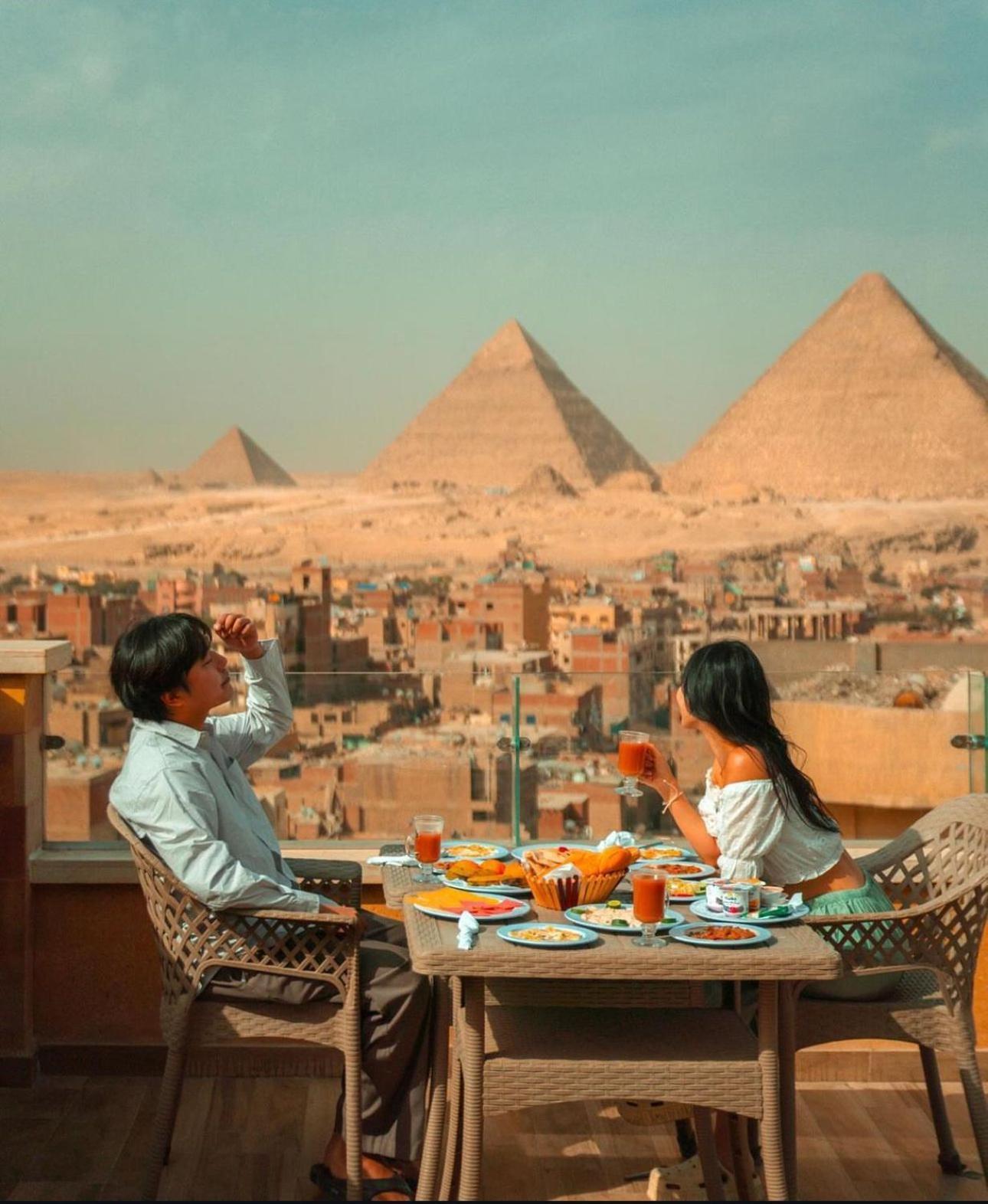 Celia Pyramids View Inn Nazlet el-Sîsi Kültér fotó
